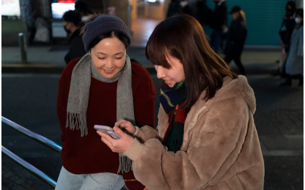 Why the Most Desired Tech Gadget in Tokyo is a Retro, Non-Connecting Flip Phone